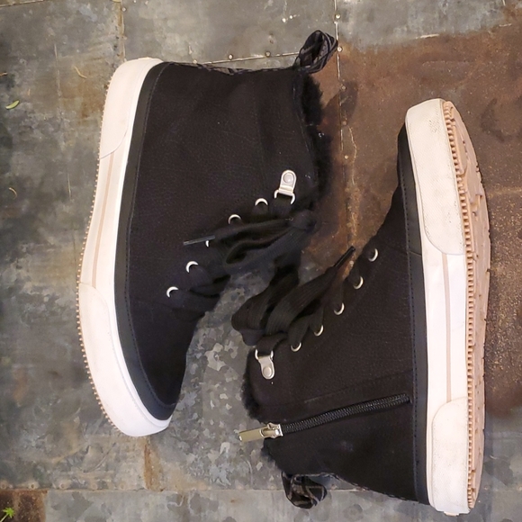 Roxy Black Ivan Fur High-Top Sneaker - Picture 12 of 16